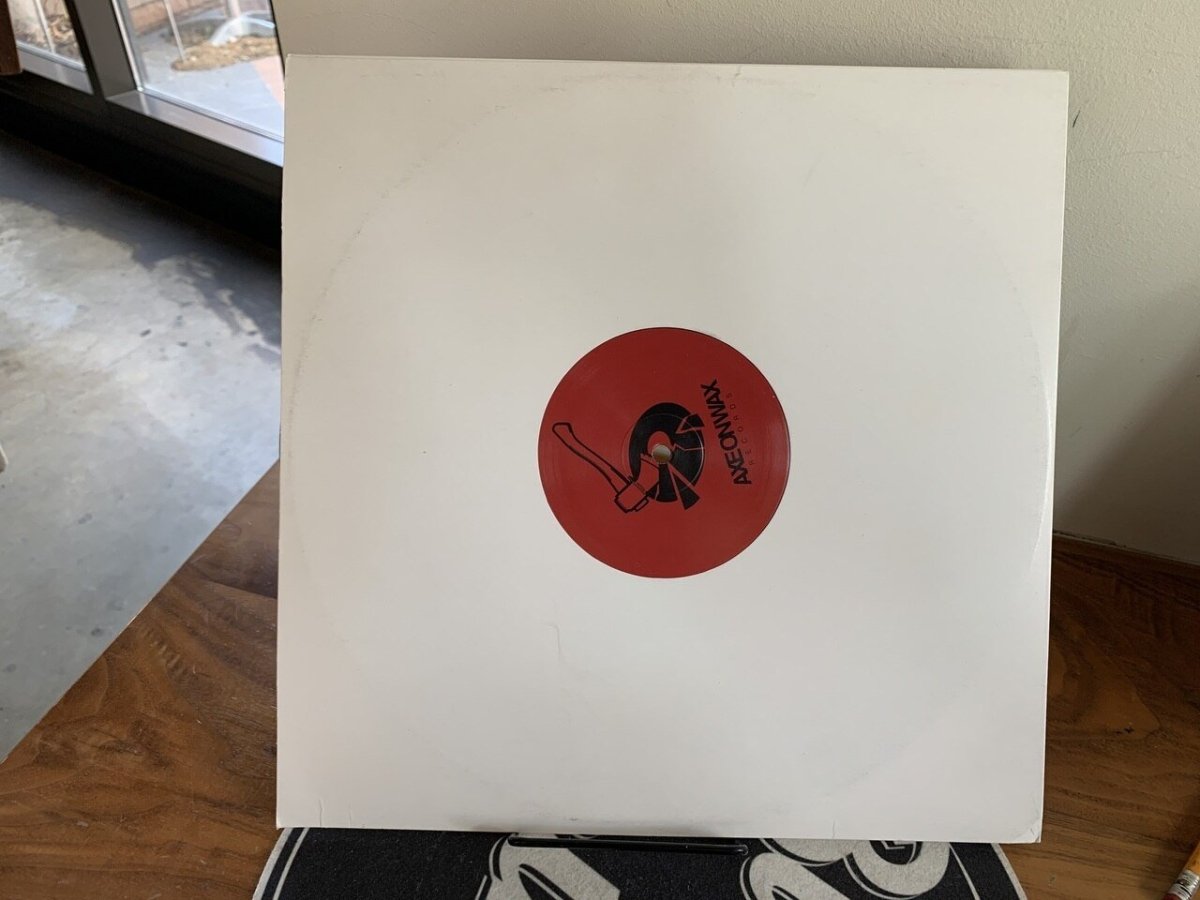 AOW003 - Bump 'n Grind