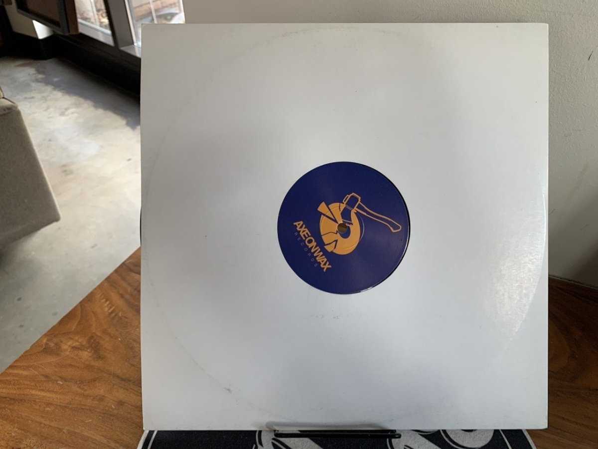 AOW004 - Bump 'n Grind