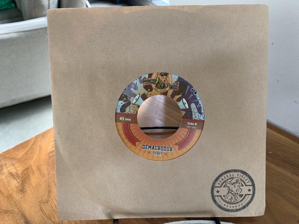 GP7001 - Bump 'n Grind