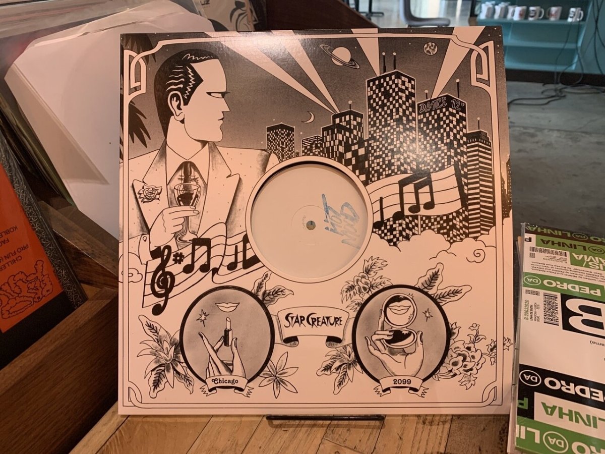 HOTMOODS10 - Bump 'n Grind